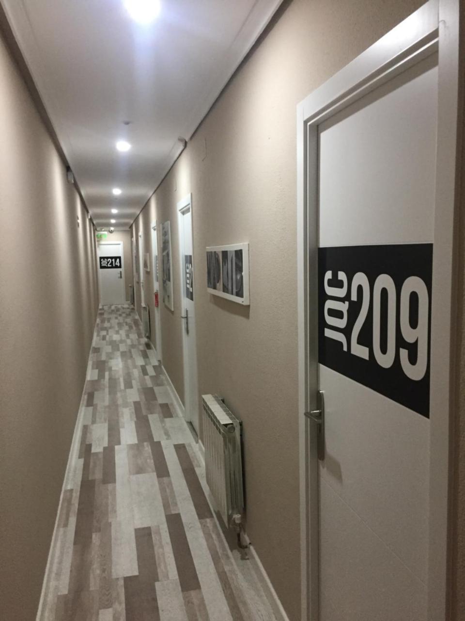 Jqc Rooms Madrid Esterno foto