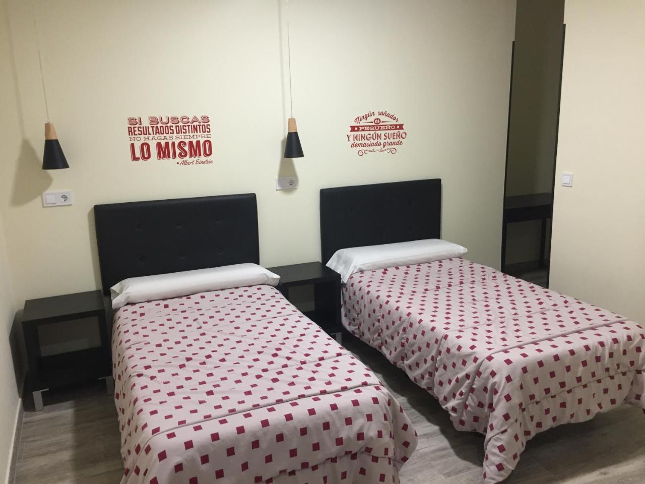 Jqc Rooms Madrid Esterno foto